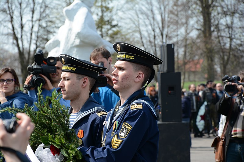 File:Мемориал в Бранево в апреле 2015 г.02.jpg