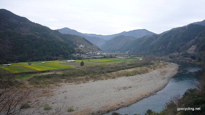 File:四万十川 - panoramio - Yobito KAYANUMA (19).jpg