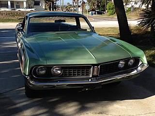 1971 Ford Ranchero Squire from front