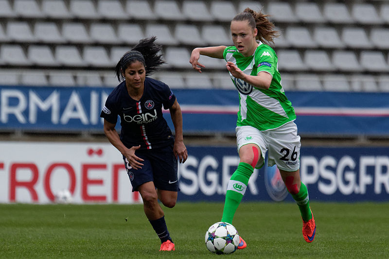 File:20150426 PSG vs Wolfsburg 112.jpg