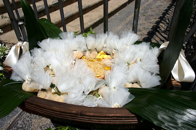 File:3589 - Catania - Matrimonio alla Collegiata - Giovanni Dall'Orto, 5-July-2008.jpg