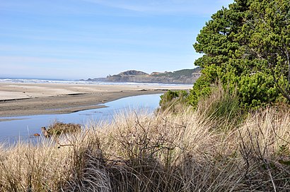 How to get to Agate Beach State Recreation Site with public transit - About the place