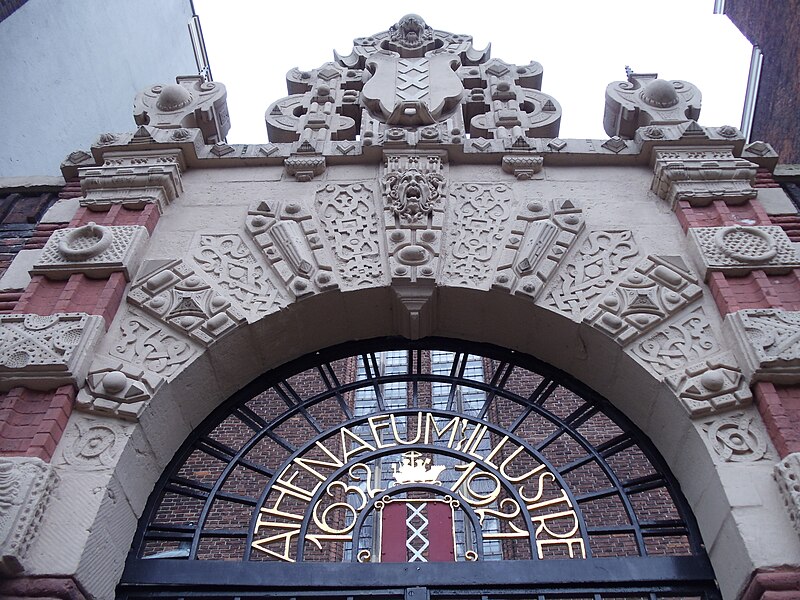 File:Agnietenkapel Gate.jpg