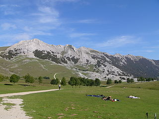 <span class="mw-page-title-main">Aizkorri-Aratz Natural Park</span> Natural park in the Basque Country, Spain