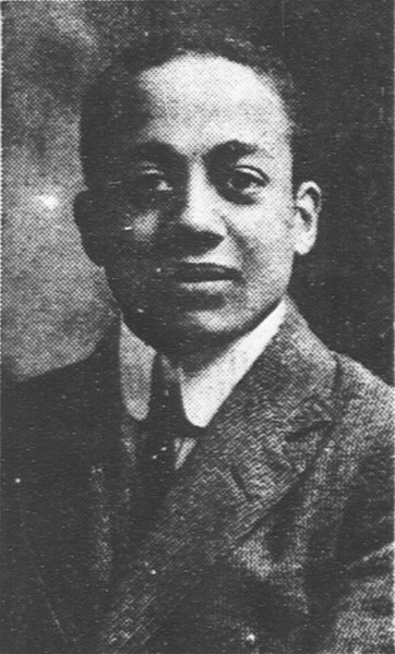 File:Alain Locke photograph.jpg