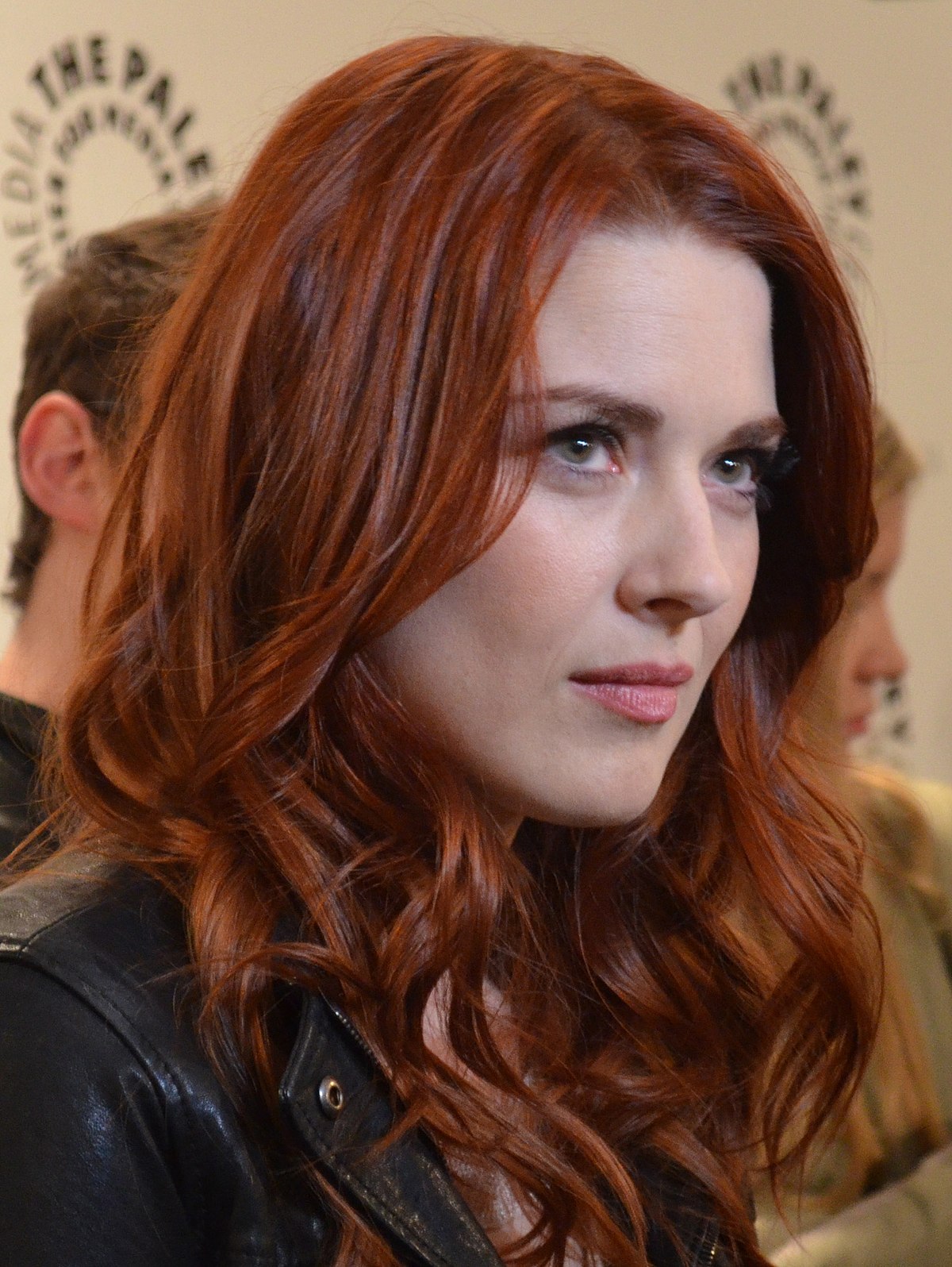 Alexandra Breckenridge pic image