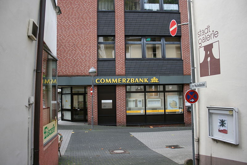 File:Altena - Kirchstraße 01 ies.jpg