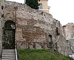 Anfiteatro romano di Teramo.jpg