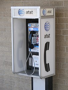 AT&T payphone in San Antonio, Texas in 2006 At&tPhone.JPG