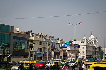 How to get to Aurobindo Marg with public transit - About the place