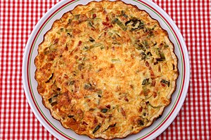 Bacon-Lauch-Quiche (5352061773).jpg