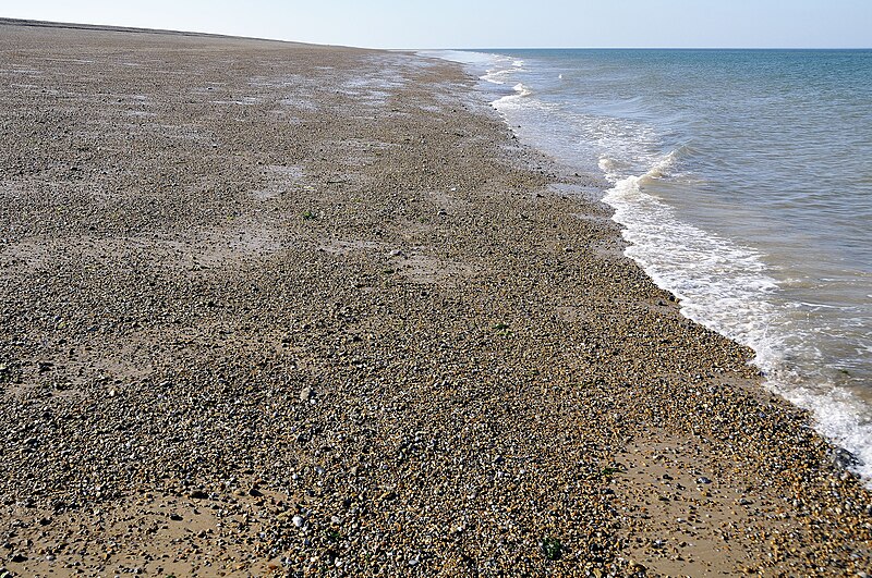 File:Beach, The Marrams, Blakeney NNR - geograph.org.uk - 2629679.jpg