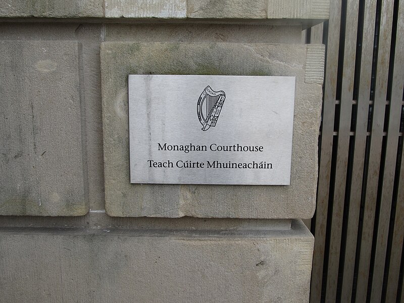 File:Bilingual sign on Monaghan Courthouse - geograph.org.uk - 5170831.jpg