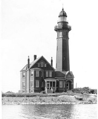 <span class="mw-page-title-main">Braddock Point Light</span> Lighthouse