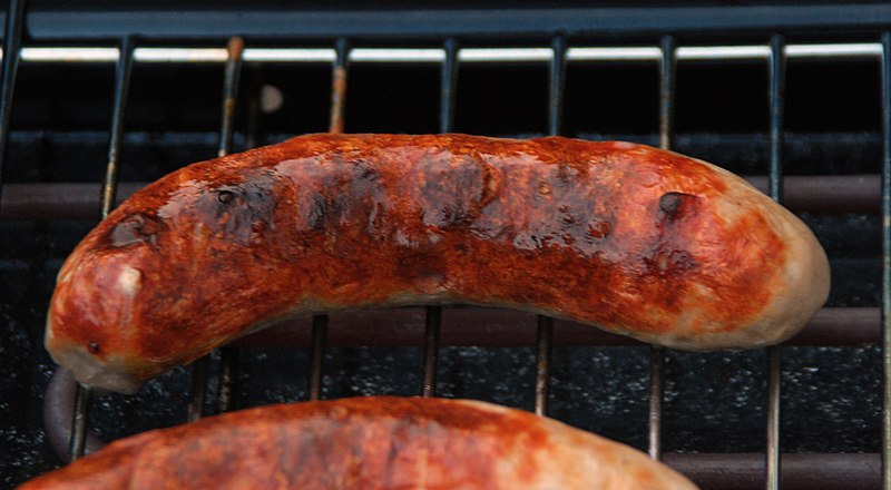 File:Bratwurst auf Grill.jpg