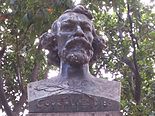 Busto Gonçalves Dias