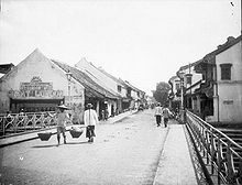 Pasar Baroe in the late 19th century COLLECTIE TROPENMUSEUM Een straat in de Chinese wijk nabij de Pasar Baroe Noordwijk Batavia. TMnr 60007539.jpg