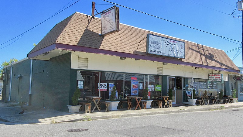 File:Calhoun Street shopping district, 27 September 2022, New Orleans - 04.jpg