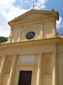 La chiesa di San Giacomo presso la frazione di Canevale