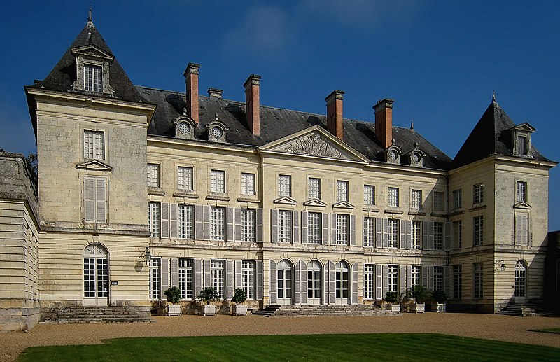 File:Castle Montgeoffroy 2007 05.jpg