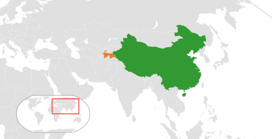 En vert, la république populaire de Chine, en orange le Tadjikistan