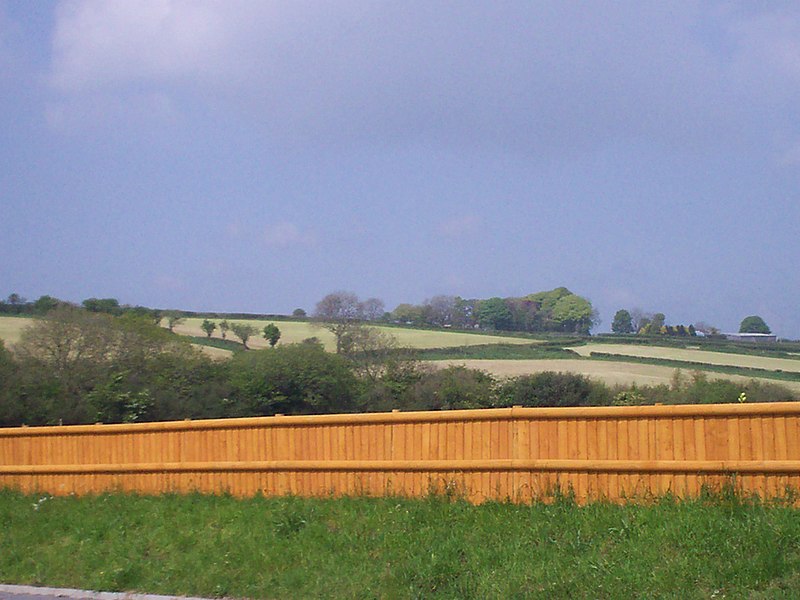 File:Colourful Fields, Llanteg - geograph.org.uk - 2952657.jpg