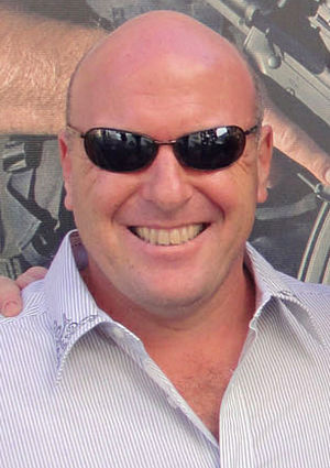 Dean Norris.jpg