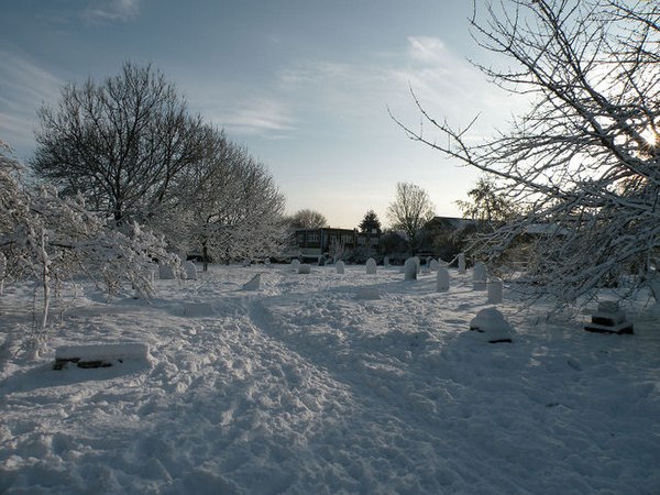 Mill Road Cemetery in winter 2009.