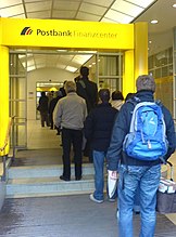 Deutsche Post — Filiale Tegernseer Platz 7 - Warteschlange