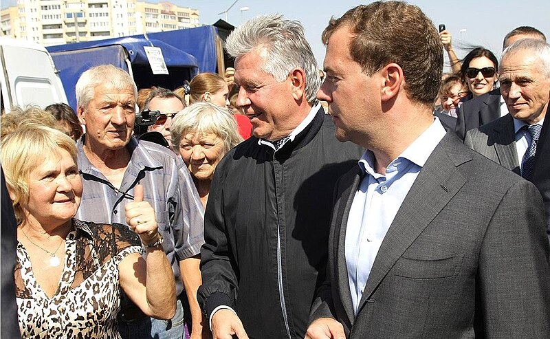 File:Dmitry Medvedev in Saratov Oblast Sept2010-8.jpeg