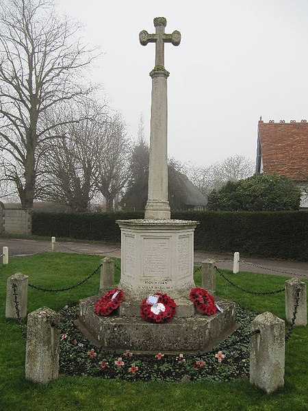 File:Dorchester War Memorial - geograph.org.uk - 2787947.jpg