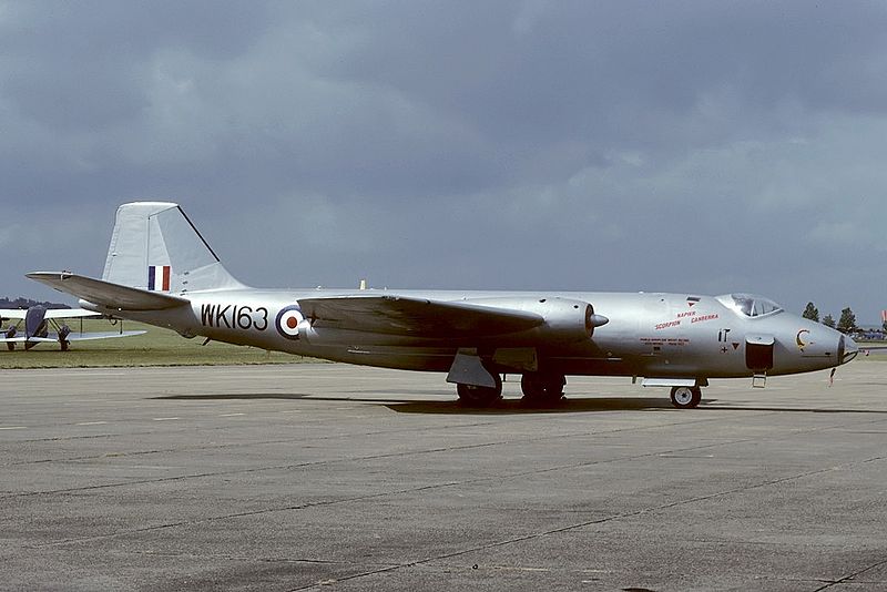 File:English Electric Canberra B2 AN2252521.jpg