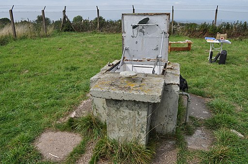 Entrance to Broadway ROC nuclear bunker - geograph.org.uk - 2051417