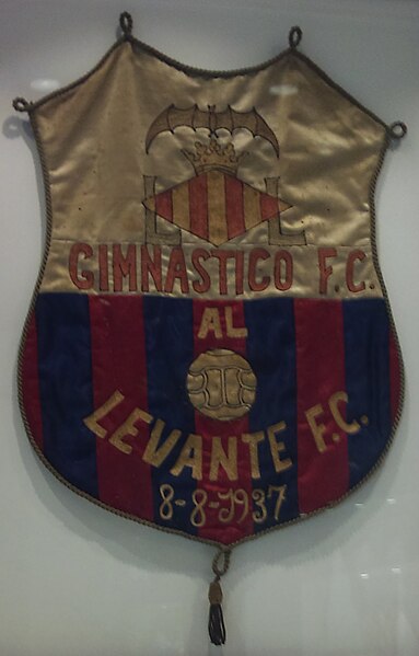 Pennat of Gimnàtic de València and Levante FC, the two teams that created the Levante UD