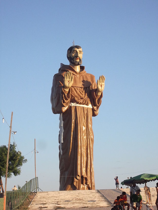 Estátua de São Francisco das Chagas