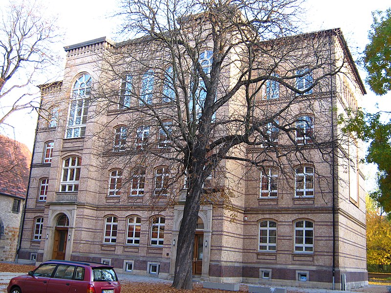 File:Evangelisches Ratsgymnasium Erfurt Nordseite.jpg