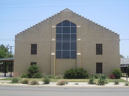 First Baptist Church, Devine, TX IMG 3182.JPG