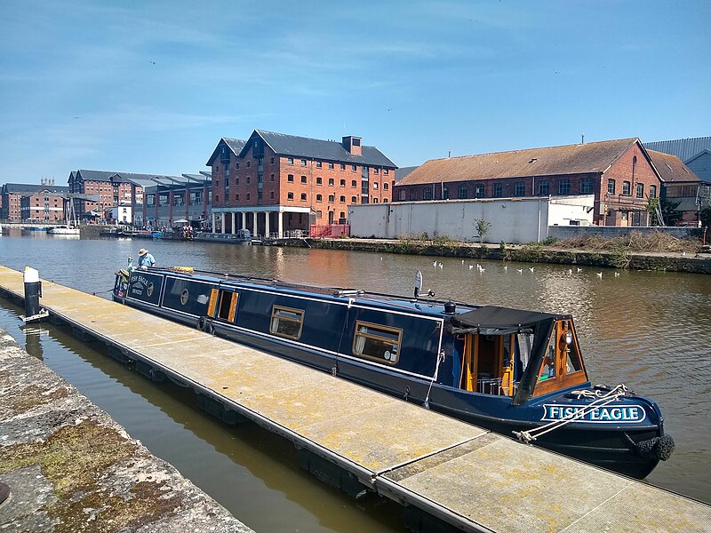 File:Fish Eagle, Devizes, at Gloucester.jpg