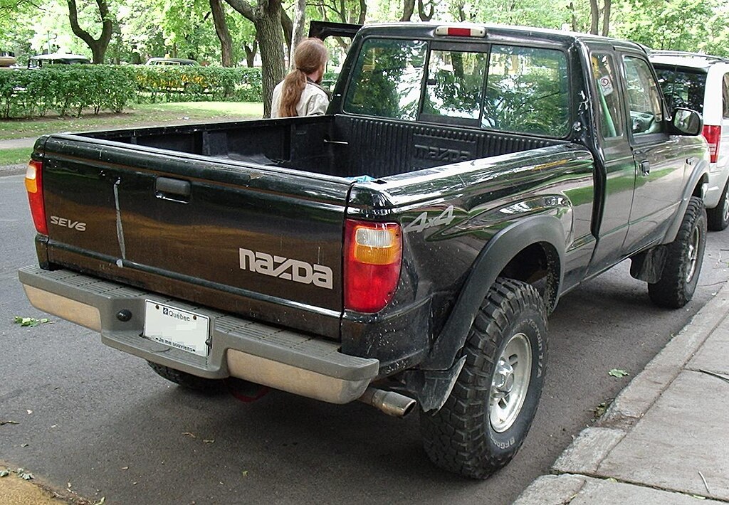 Fileford Ranger Xl Ext Cab With Mazda B Series Trunklid