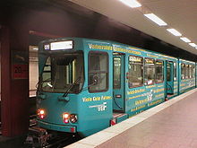 Ptb-Wagen 702 auf der Linie U5 am Hauptbahnhof