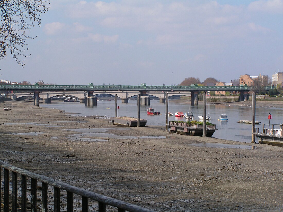 Fulham Railway Bridge