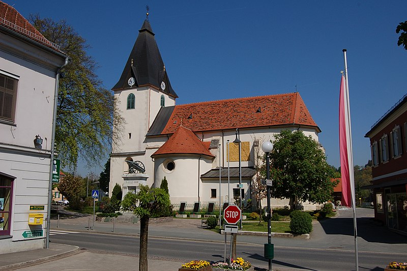 File:Gamlitz St Peter und Paul.JPG