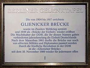 Glienicker Brücke: Lage, Geschichte, „Agentenbrücke“