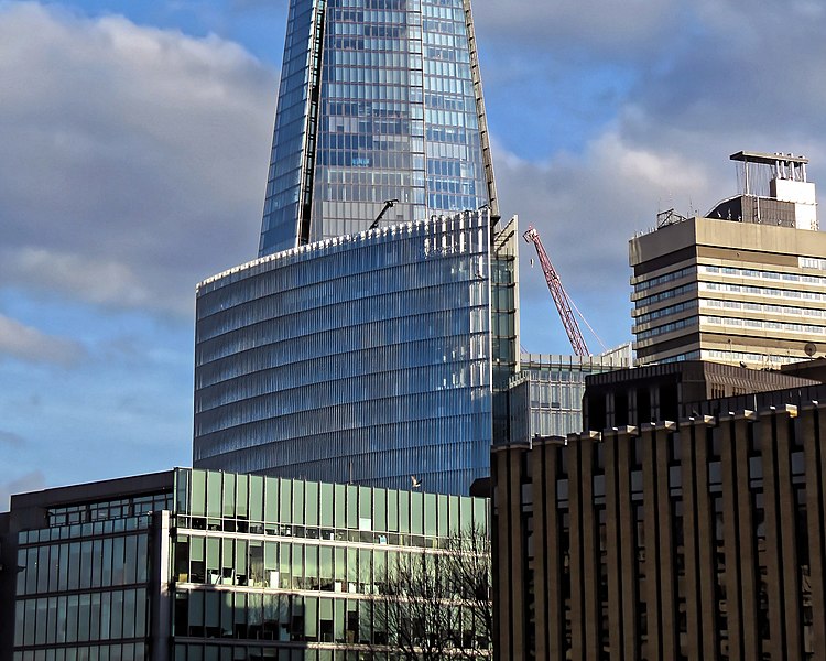 File:Glaziers Hall, The News Building, The Shard, Guy's Tower, and Minerva House.jpg