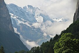 Lauterbrunnen.JPG ұсынған Grosshorn