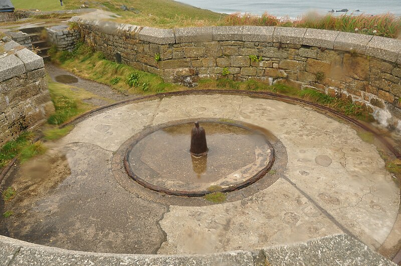 File:Gun emplacement on St Ives Head (6637).jpg