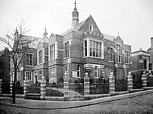 Finchley Road Library as published in a 1900 architecture magazine Hampstead Central Library (Finchley Road Library), 1900.jpg