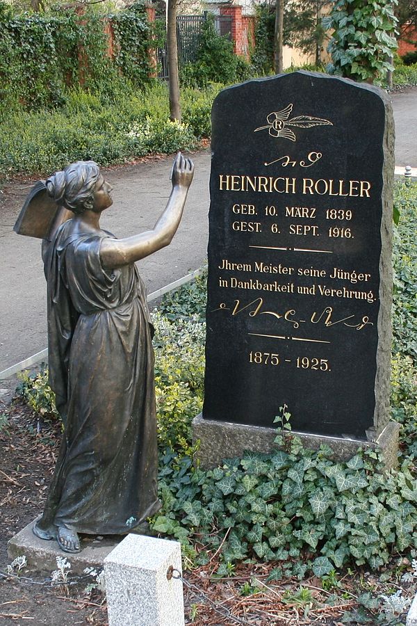 Tombstone of Heinrich Roller, inventor of a German shorthand system, with a sample of his shorthand