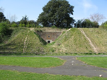 How to get to Hilsea Lagoon with public transport- About the place