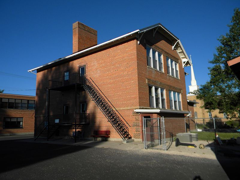 File:Holy Name School NRHP 13000212 Sheridan County, WY.jpg